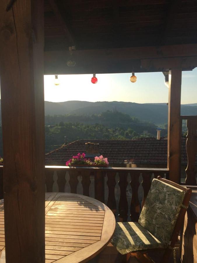 Arts Guest House -Beautiful Villa For 6 Persons Veliko Tarnovo Buitenkant foto
